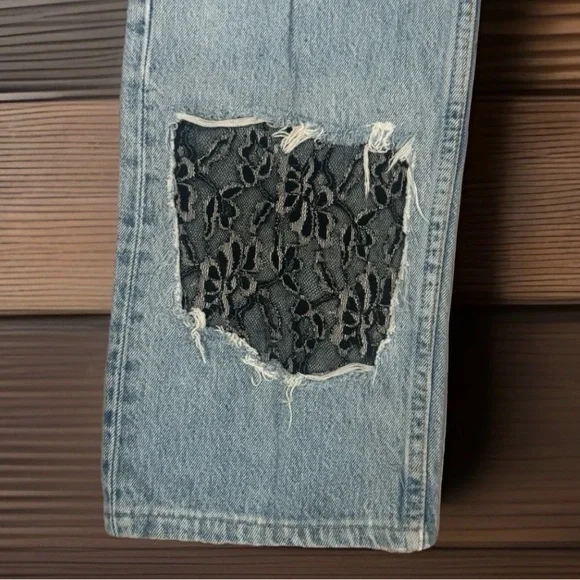 VTG Levi's 501 Upcycled Custom Patchwork Distressed Jeans Womens 33x36 ISA